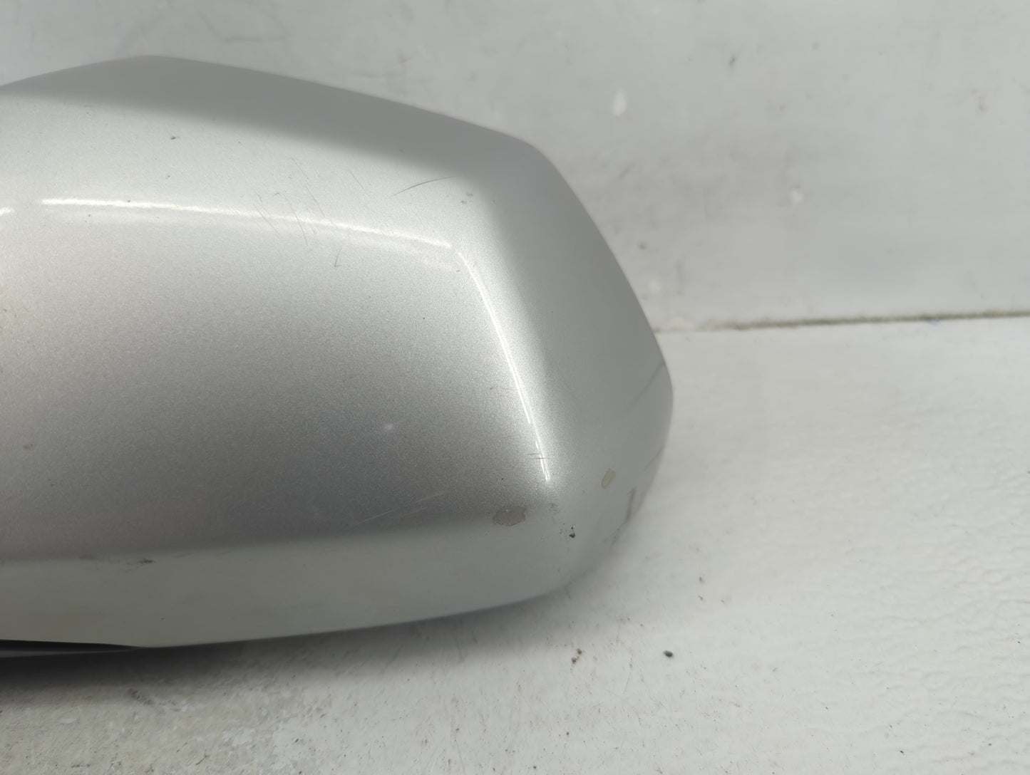 2008-2014 Cadillac Cts Driver Side View Mirror - Left Door Mirror OEM Used - Oemusedautoparts1.com