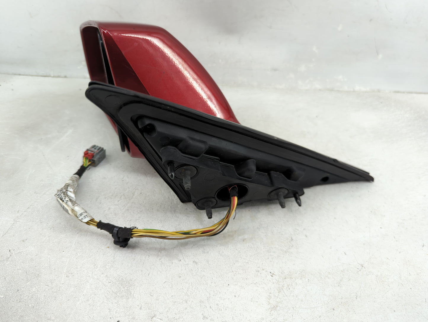 2008-2014 Cadillac Cts Driver Side View Mirror - Left Door Mirror OEM Used - Oemusedautoparts1.com