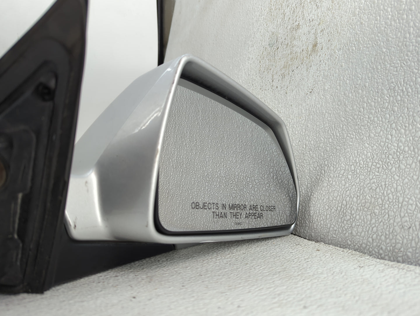 2008-2014 Cadillac Cts Passenger Side View Mirror - Right Door Mirror OEM Used - Oemusedautoparts1.com