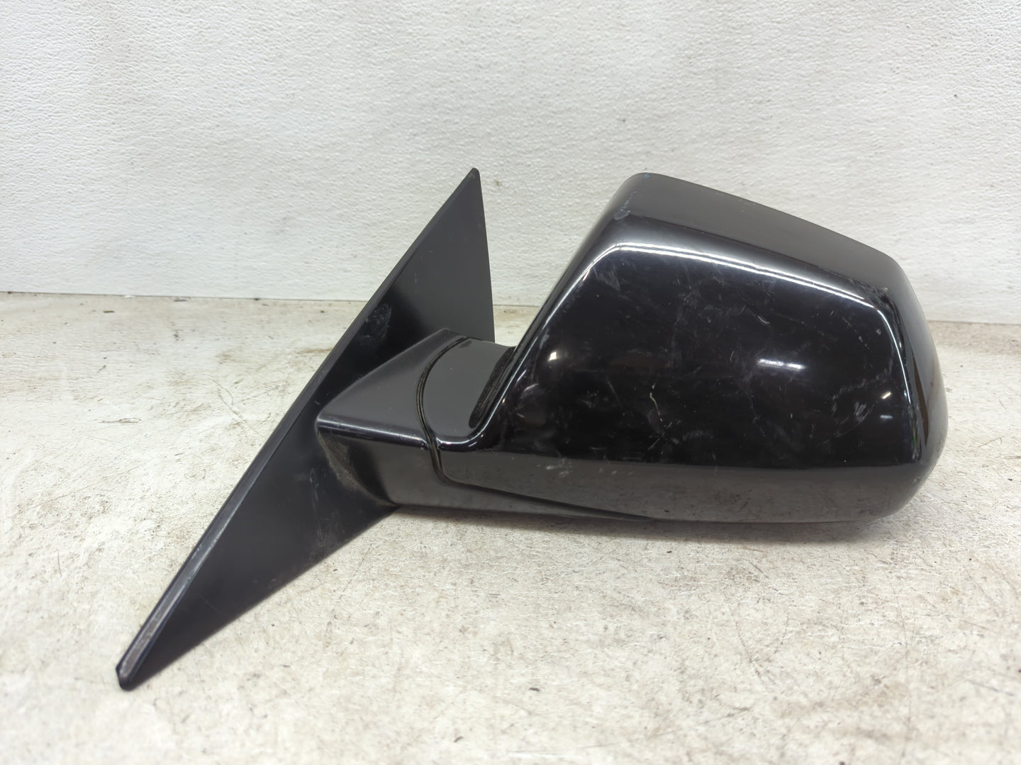 2011-2014 Cadillac Cts Driver Side View Mirror - Left Door Mirror OEM Used - Oemusedautoparts1.com