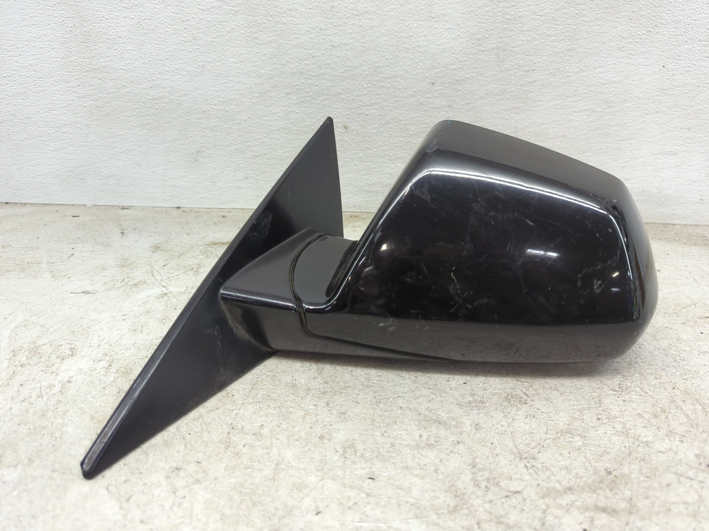 2011-2014 Cadillac Cts Driver Side View Mirror - Left Door Mirror OEM Used - Oemusedautoparts1.com