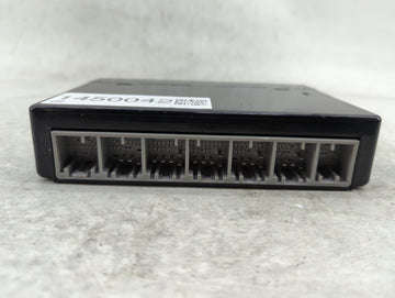 2008-2013 Cadillac Cts Body Control Module Bcm Inner Cabin Fuse Box - Oemusedautoparts1.com