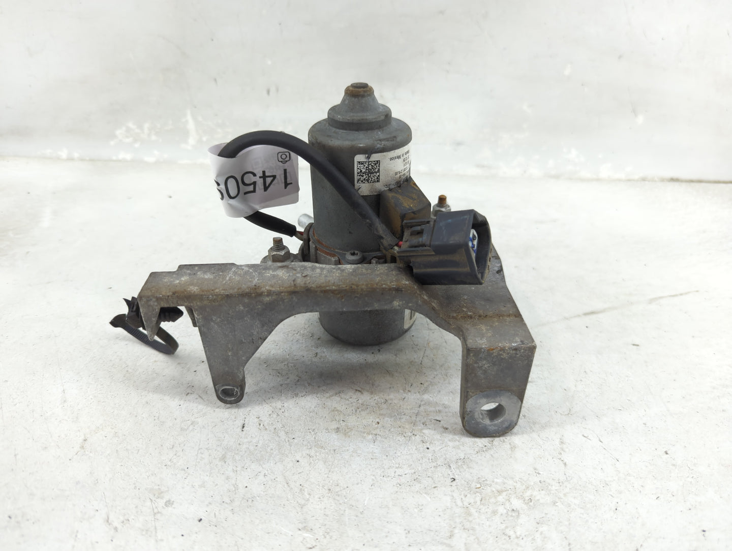 2013 Cadillac Cts Central Vaccum Lock Pump 11342 0586 004|20804130 - Oemusedautoparts1.com