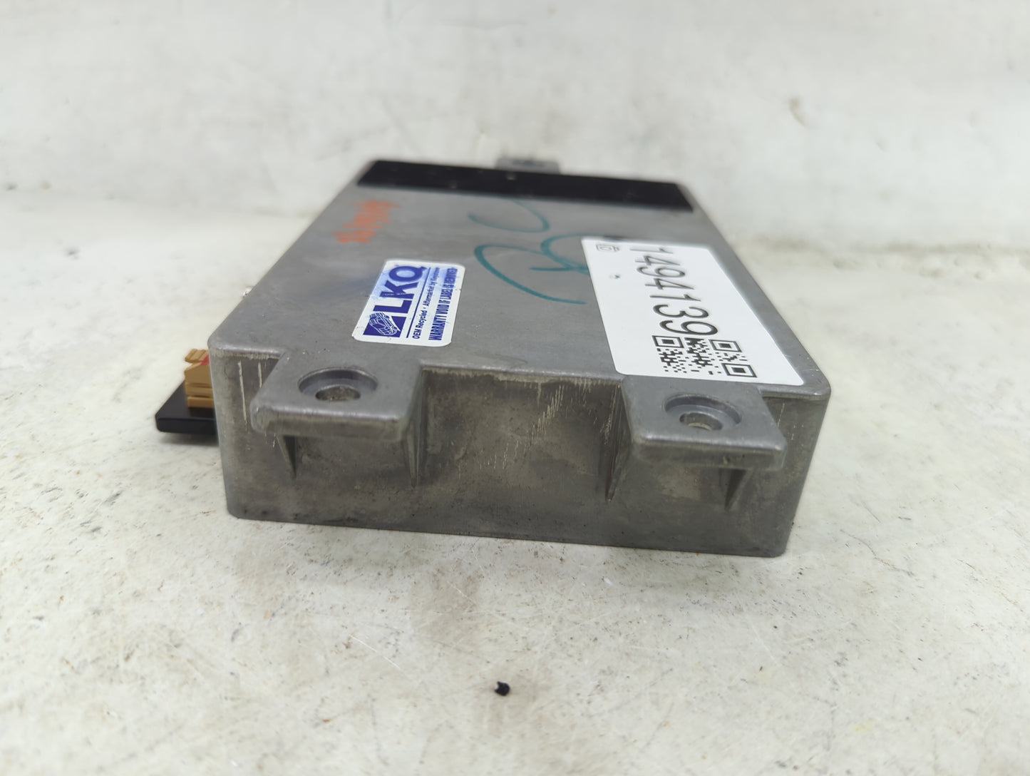 2013-2015 Cadillac Cts Communication Control Module - Oemusedautoparts1.com