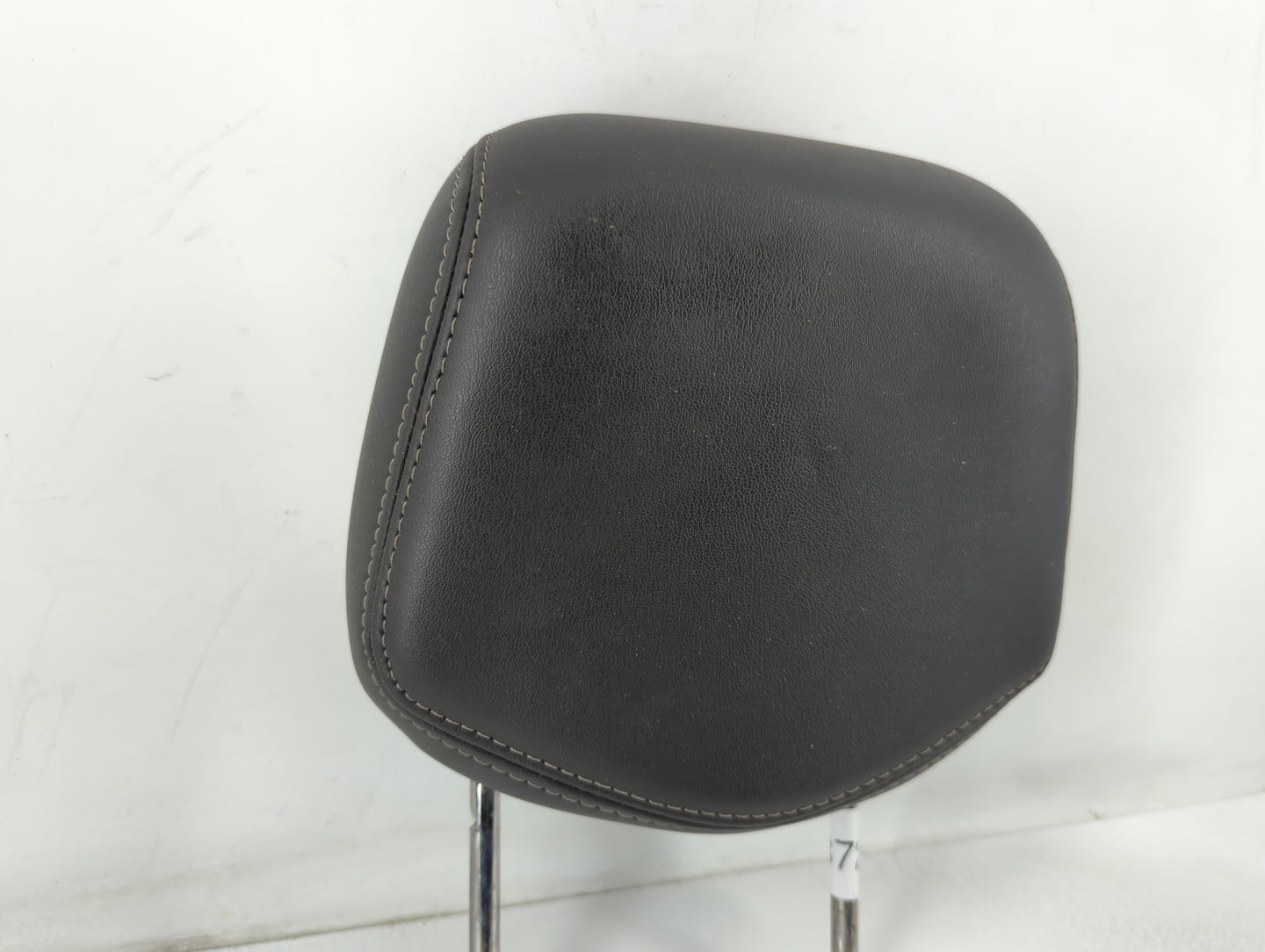 2013-2014 Cadillac Cts Headrest Head Rest Front Driver Passenger Seat Fits Fits 2013 2014 OEM Used Auto Parts - Oemusedautop