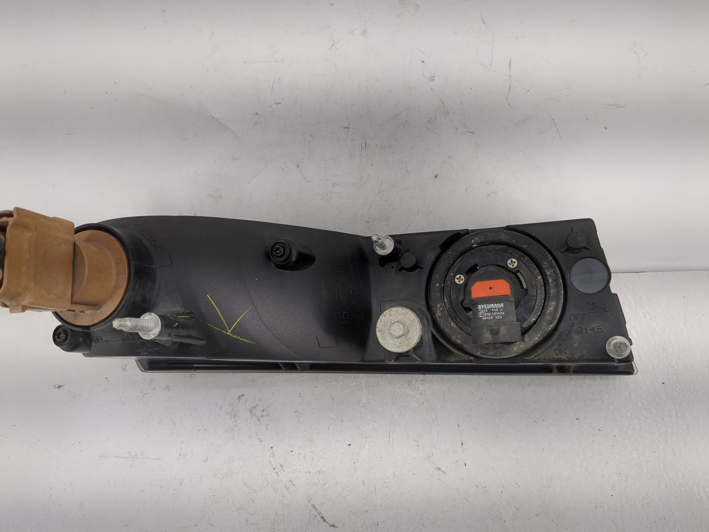 2007-2014 Cadillac Escalade Driver Left Oem Front Light Lamp - Oemusedautoparts1.com