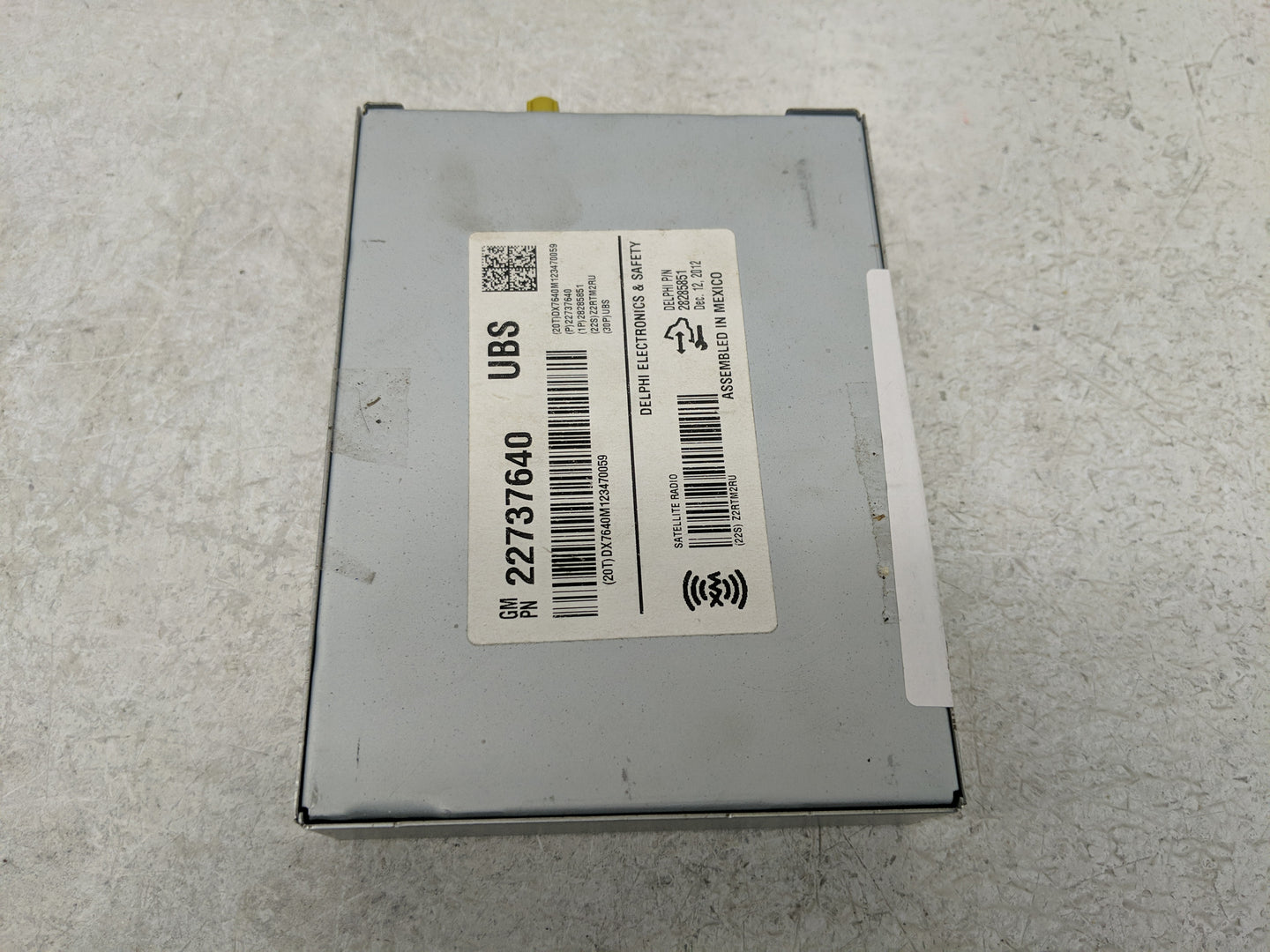 2012-2014 Cadillac Escalade Radio AM FM Cd Player Receiver Replacement P/N:22737640 Fits Fits 2012 2013 2014 2015 2016 OEM U