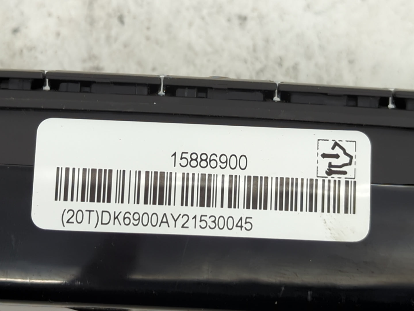 2007-2014 Cadillac Escalade Climate Control Module Temperature AC/Heater Replacement P/N:15886900 Fits OEM Used Auto Parts -