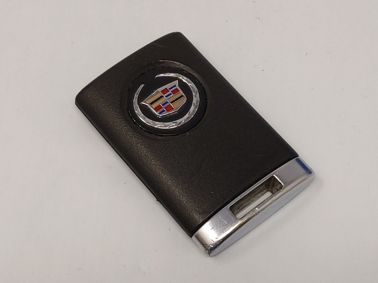2007-2013 Cadillac Escalade Keyless Entry Remote Ouc6000223 Driver1 6 - Oemusedautoparts1.com