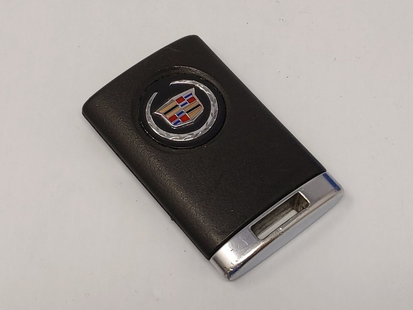2007-2013 Cadillac Escalade Keyless Entry Remote Ouc6000223 Driver1 6 - Oemusedautoparts1.com