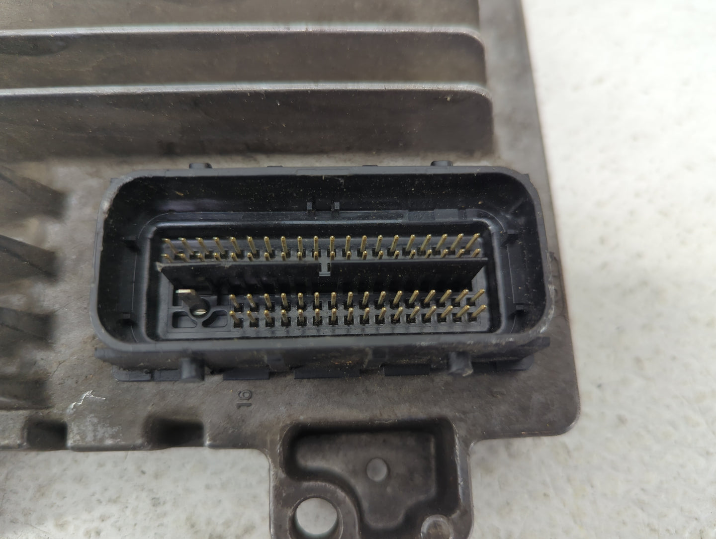 2010-2014 Cadillac Escalade Esv PCM Engine Control Computer ECU ECM PCU OEM P/N:12653784 12633238 Fits OEM Used Auto Parts -