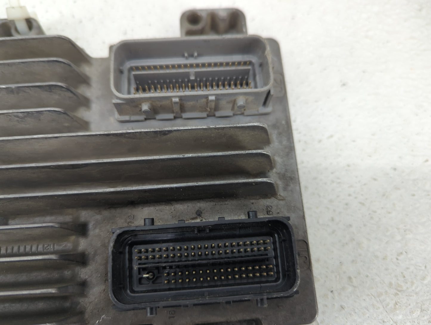 2010-2014 Cadillac Escalade Esv PCM Engine Control Computer ECU ECM PCU OEM P/N:12653784 12633238 Fits OEM Used Auto Parts -