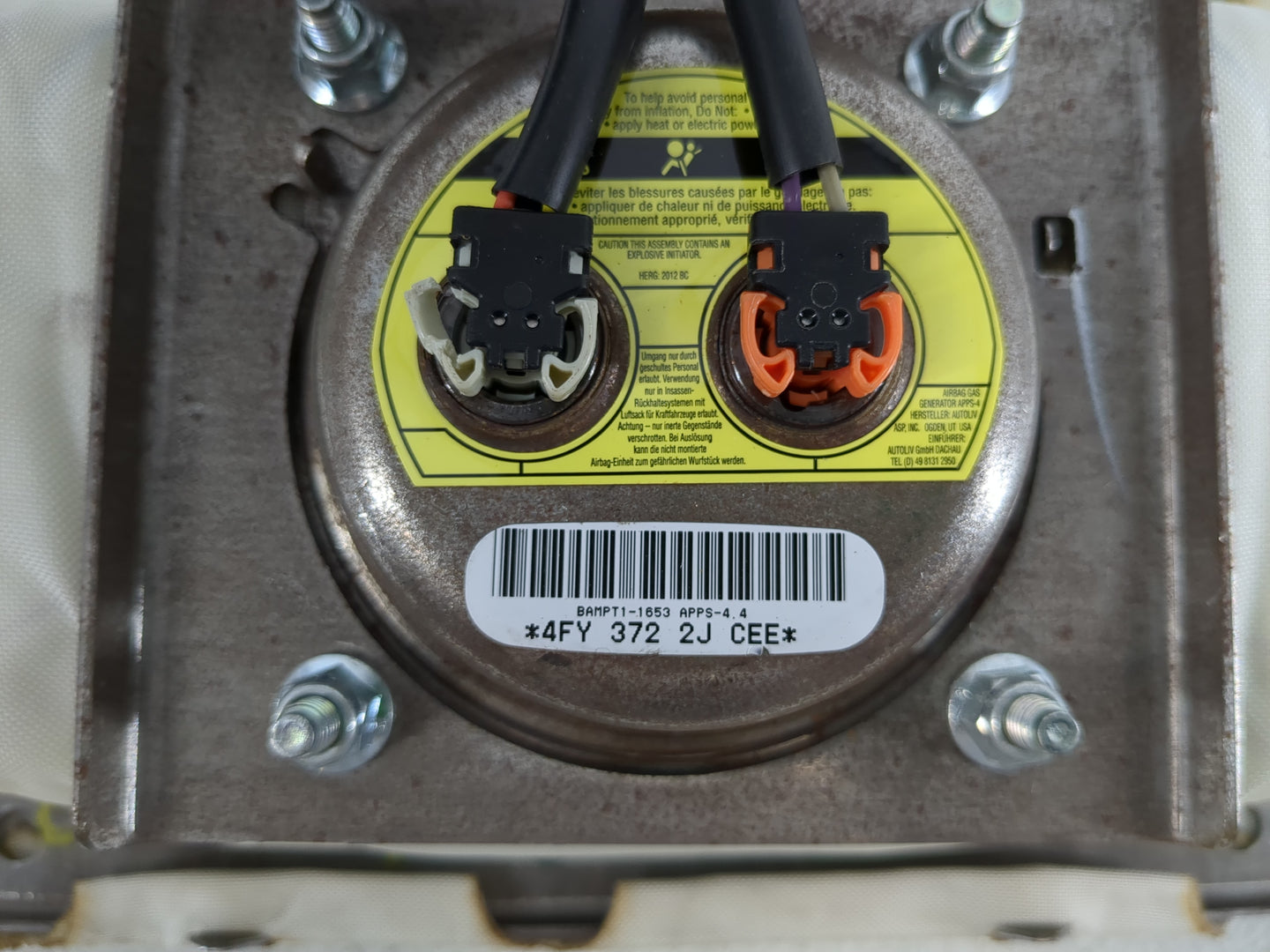 2013 Cadillac Srx Air Bag Passenger Right Dashboard OEM P/N:22962326 Fits OEM Used Auto Parts - Oemusedautoparts1.com