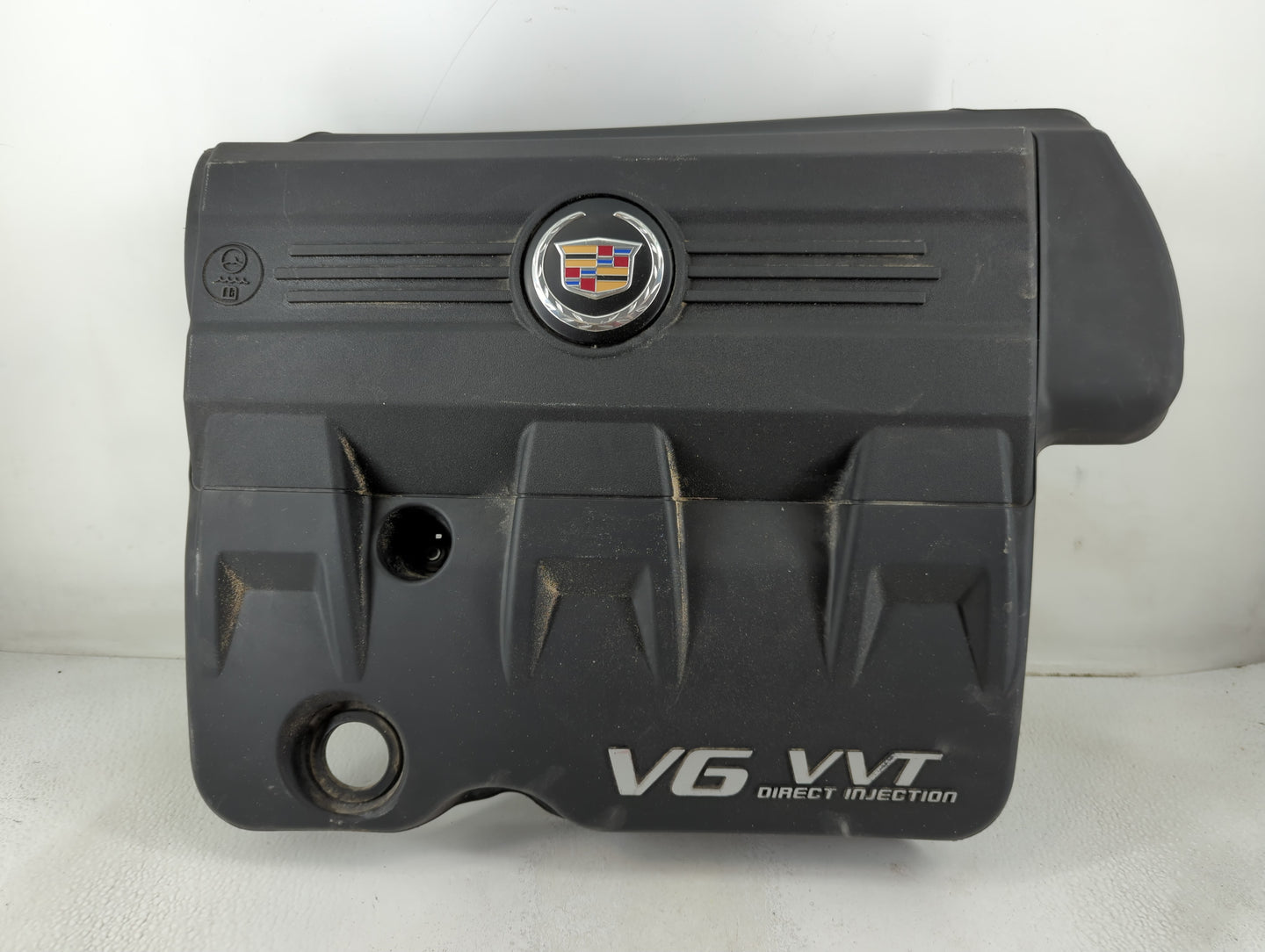 2013 Cadillac Srx Engine Cover - Oemusedautoparts1.com