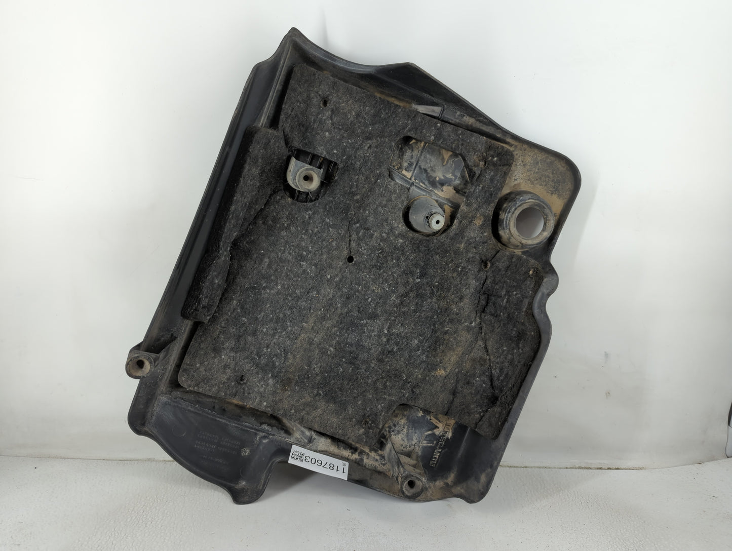 2013 Cadillac Srx Engine Cover - Oemusedautoparts1.com