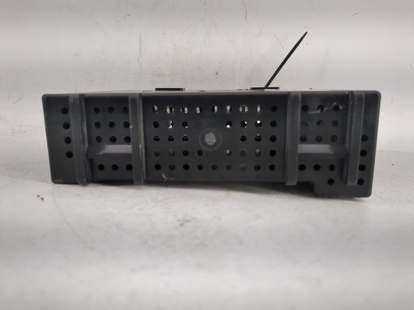 2013-2014 Cadillac Srx Radio AM FM Cd Player Receiver Replacement P/N:23115520 Fits Fits 2013 2014 OEM Used Auto Parts - Oem