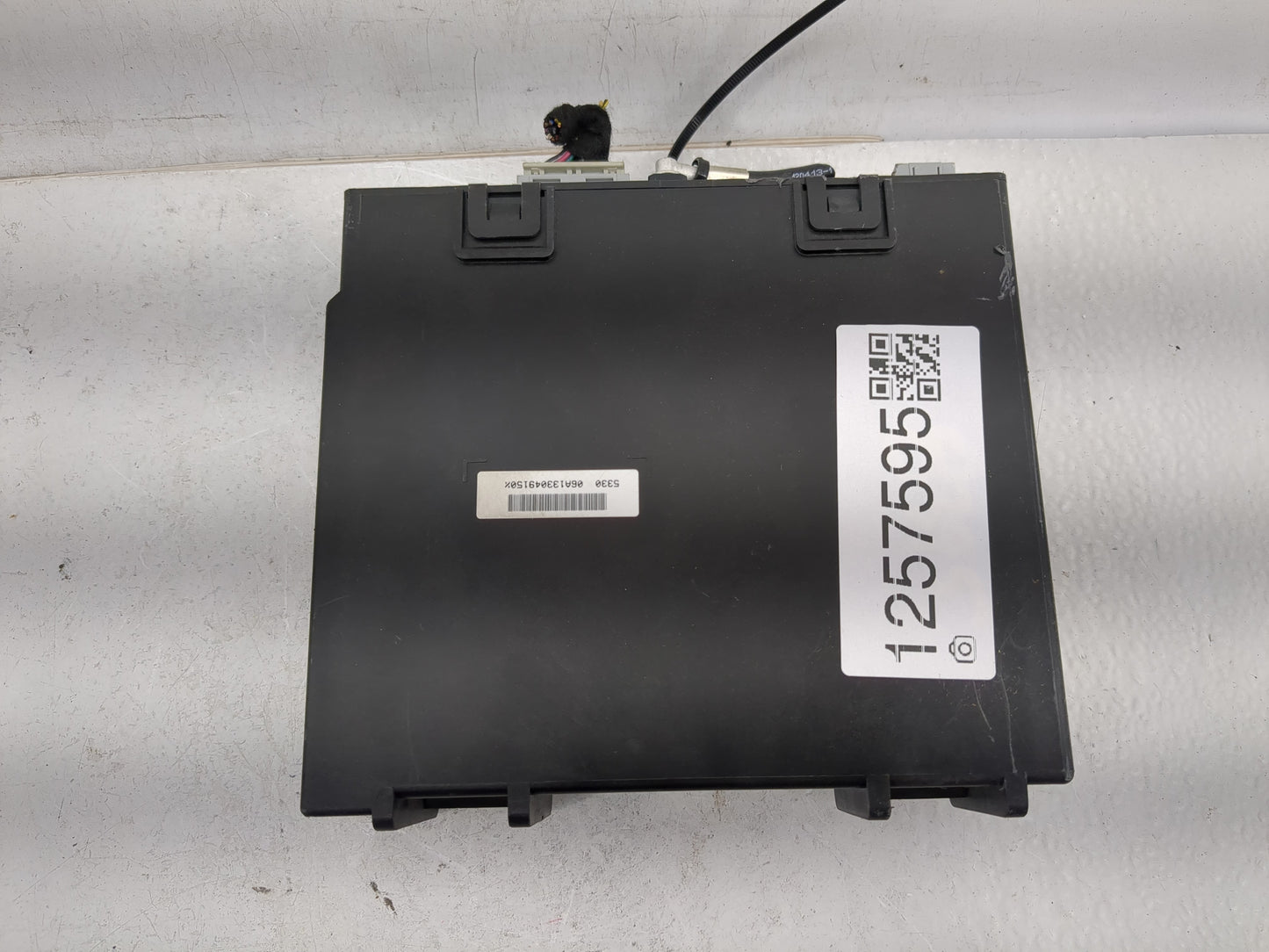 2013-2014 Cadillac Srx Radio AM FM Cd Player Receiver Replacement P/N:23115520 Fits Fits 2013 2014 OEM Used Auto Parts - Oem