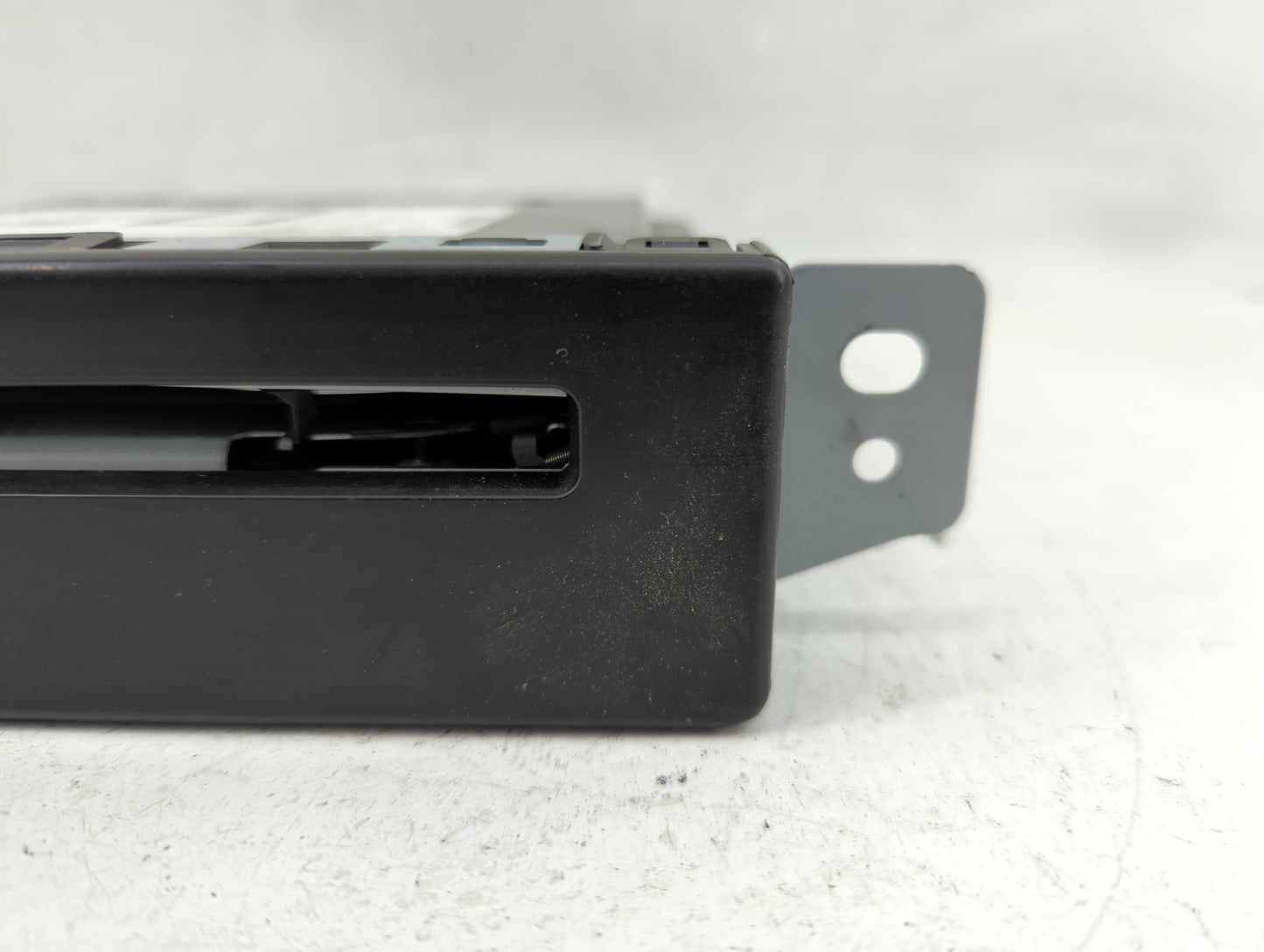 2013-2015 Cadillac Srx Radio AM FM Cd Player Receiver Replacement P/N:812425551 23119513 Fits Fits 2013 2014 2015 OEM Used A