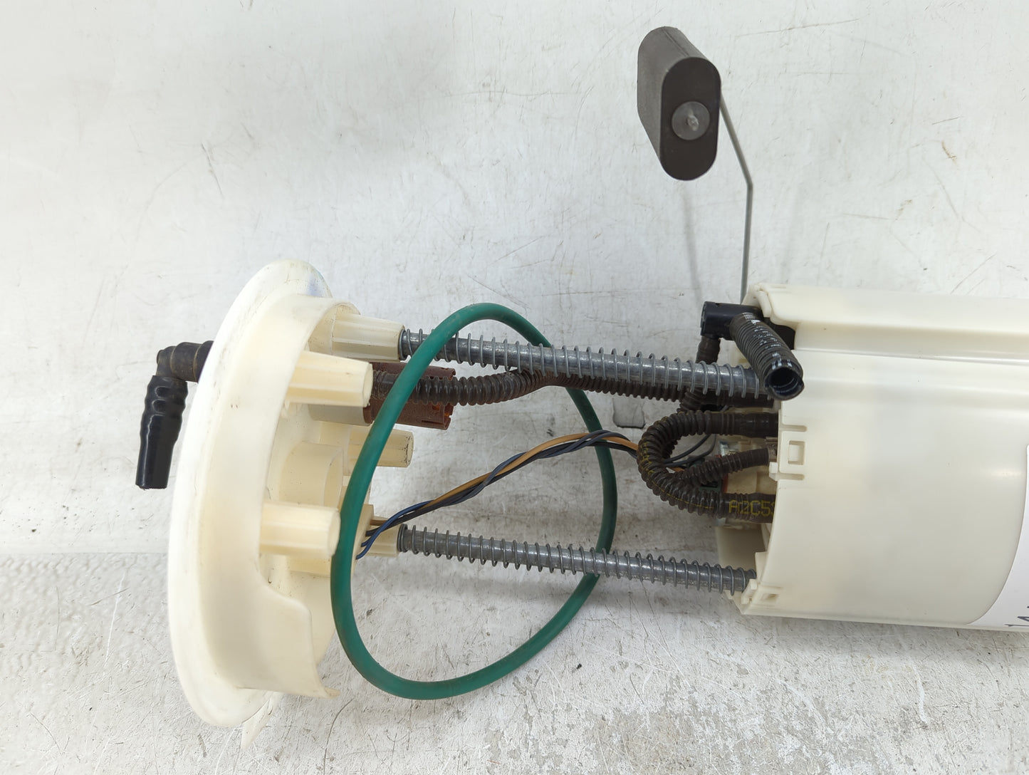 2012-2014 Cadillac Srx Electrical Gas Fuel Pump Assembly - Oemusedautoparts1.com