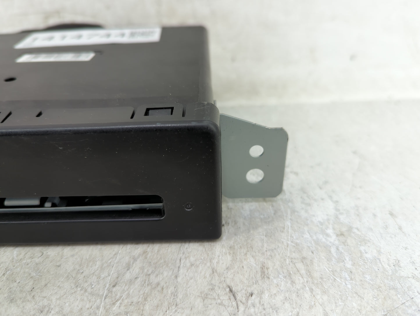 2013-2014 Cadillac Srx Radio AM FM Cd Player Receiver Replacement P/N:22966566 Fits Fits 2013 2014 2015 OEM Used Auto Parts 