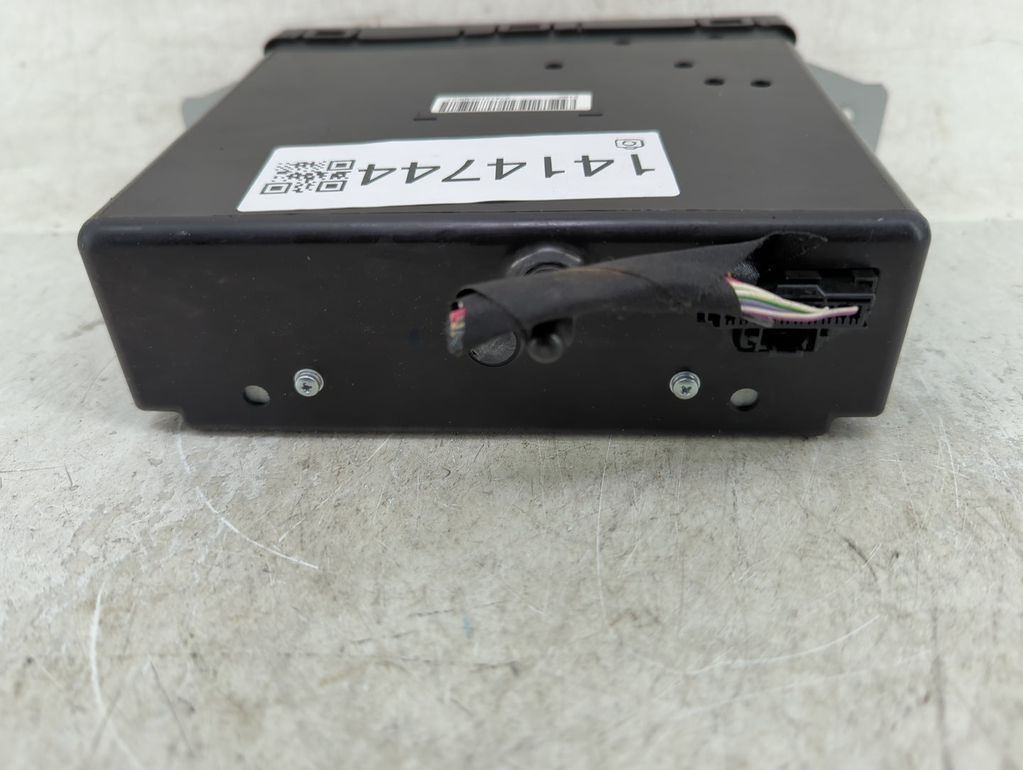2013-2014 Cadillac Srx Radio AM FM Cd Player Receiver Replacement P/N:22966566 Fits Fits 2013 2014 2015 OEM Used Auto Parts 