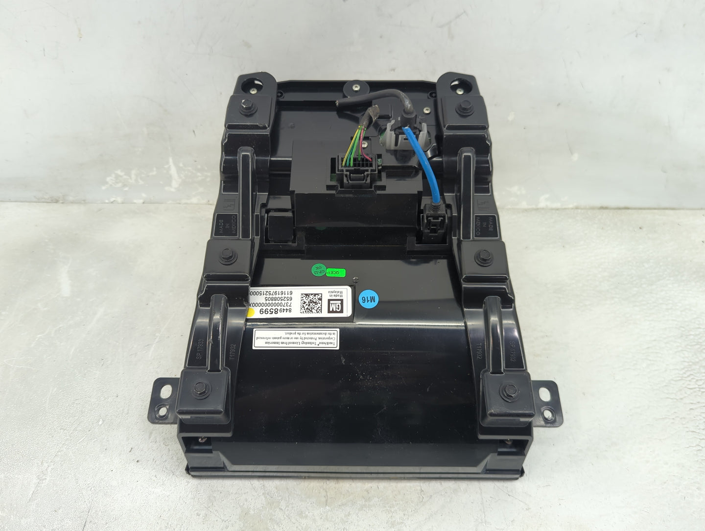 2013 Cadillac Srx Information Display Screen Black - Oemusedautoparts1.com