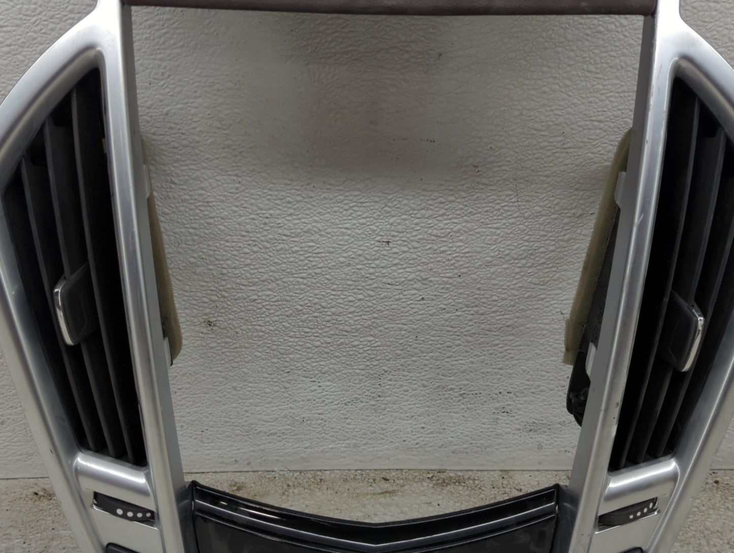 2013 Cadillac Srx Radio Climate Panel Bezel Silver - Oemusedautoparts1.com