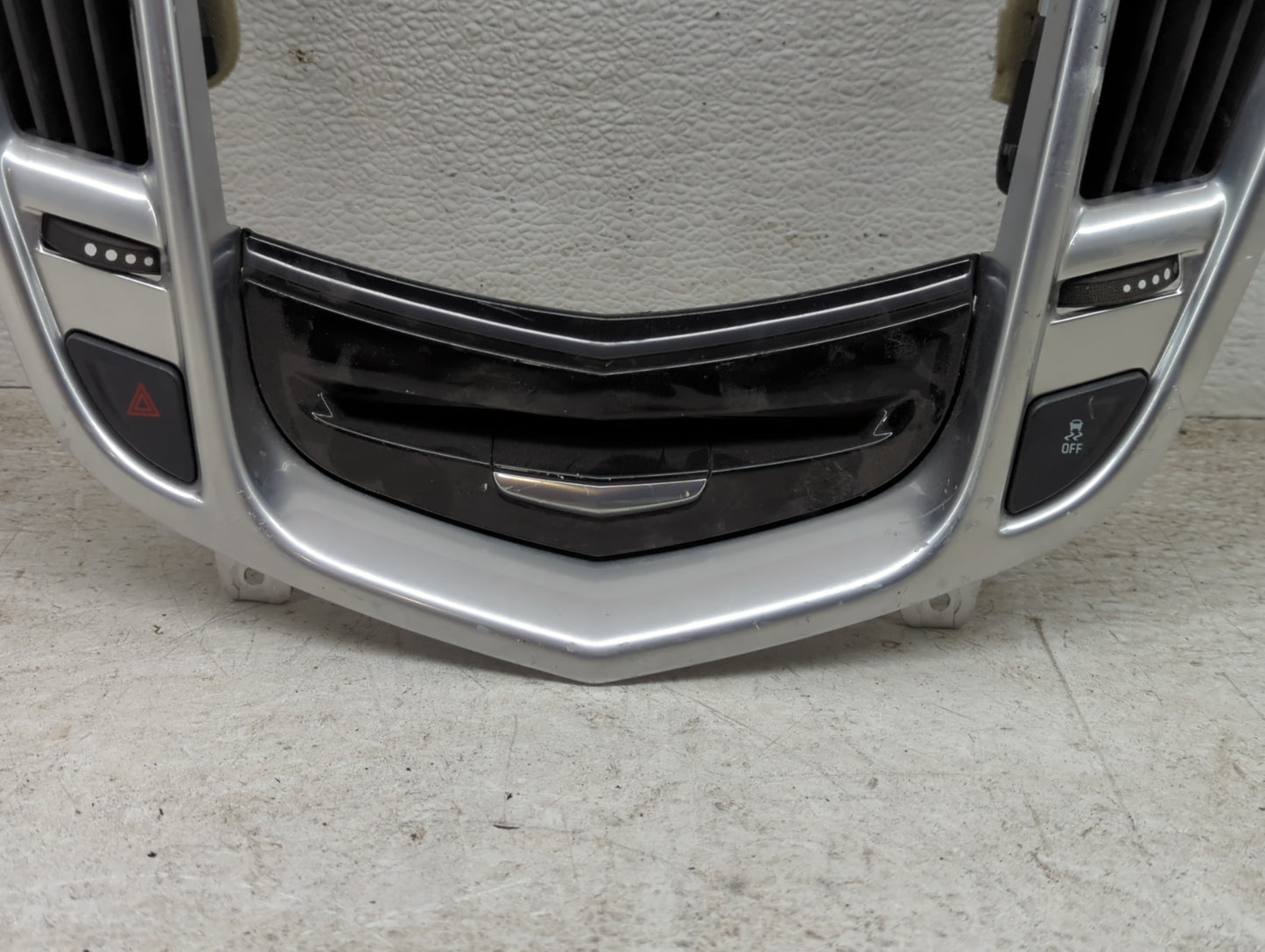 2013 Cadillac Srx Radio Climate Panel Bezel Silver - Oemusedautoparts1.com