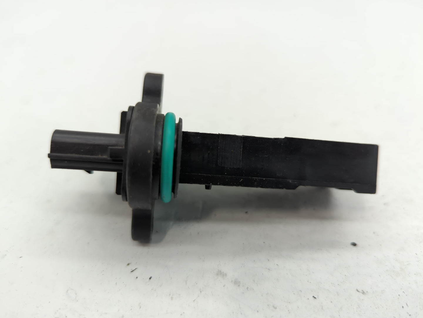 2012-2016 Cadillac Srx Mass Air Flow Meter Maf - Oemusedautoparts1.com