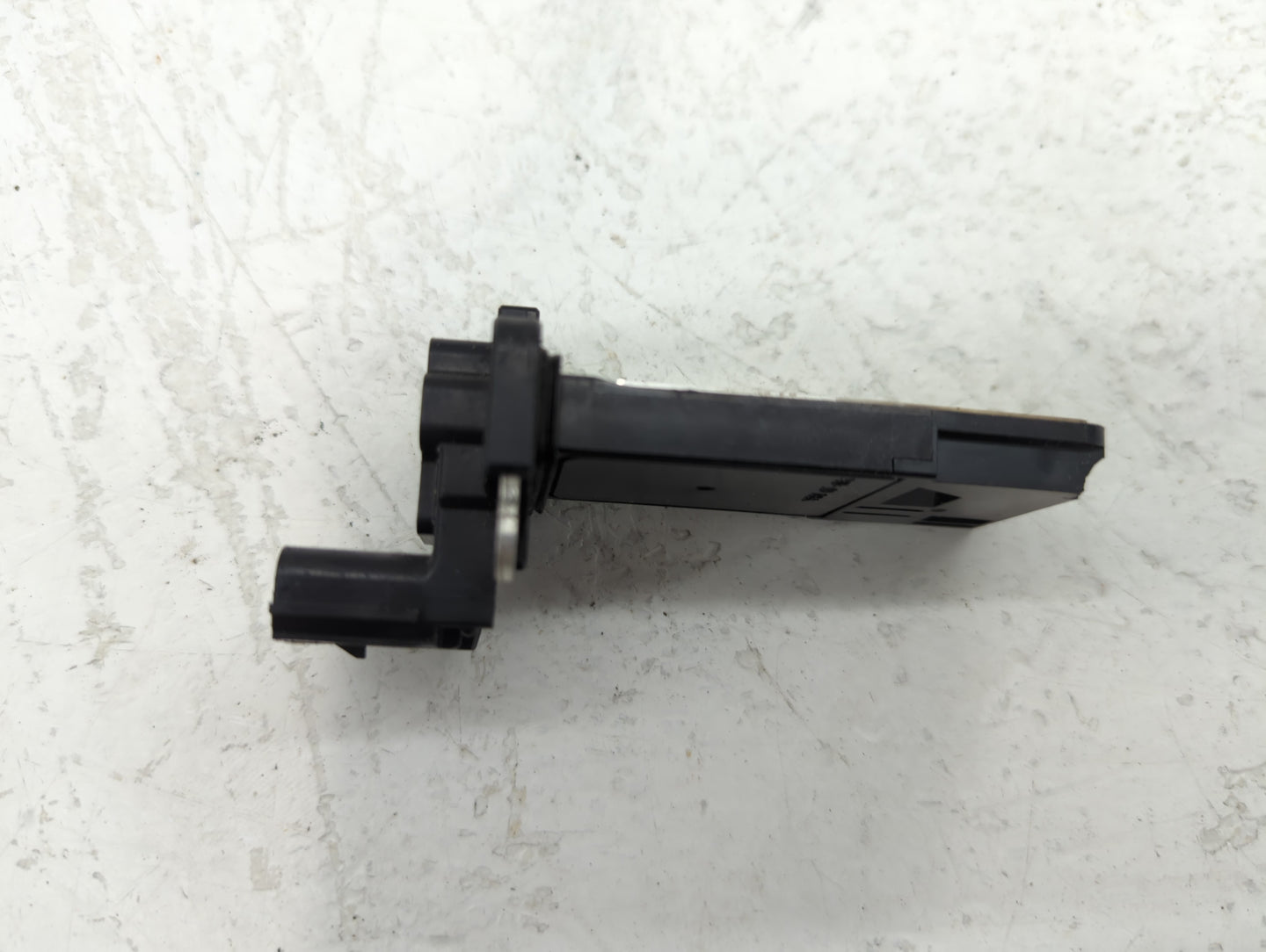 2012-2016 Cadillac Srx Mass Air Flow Meter Maf - Oemusedautoparts1.com