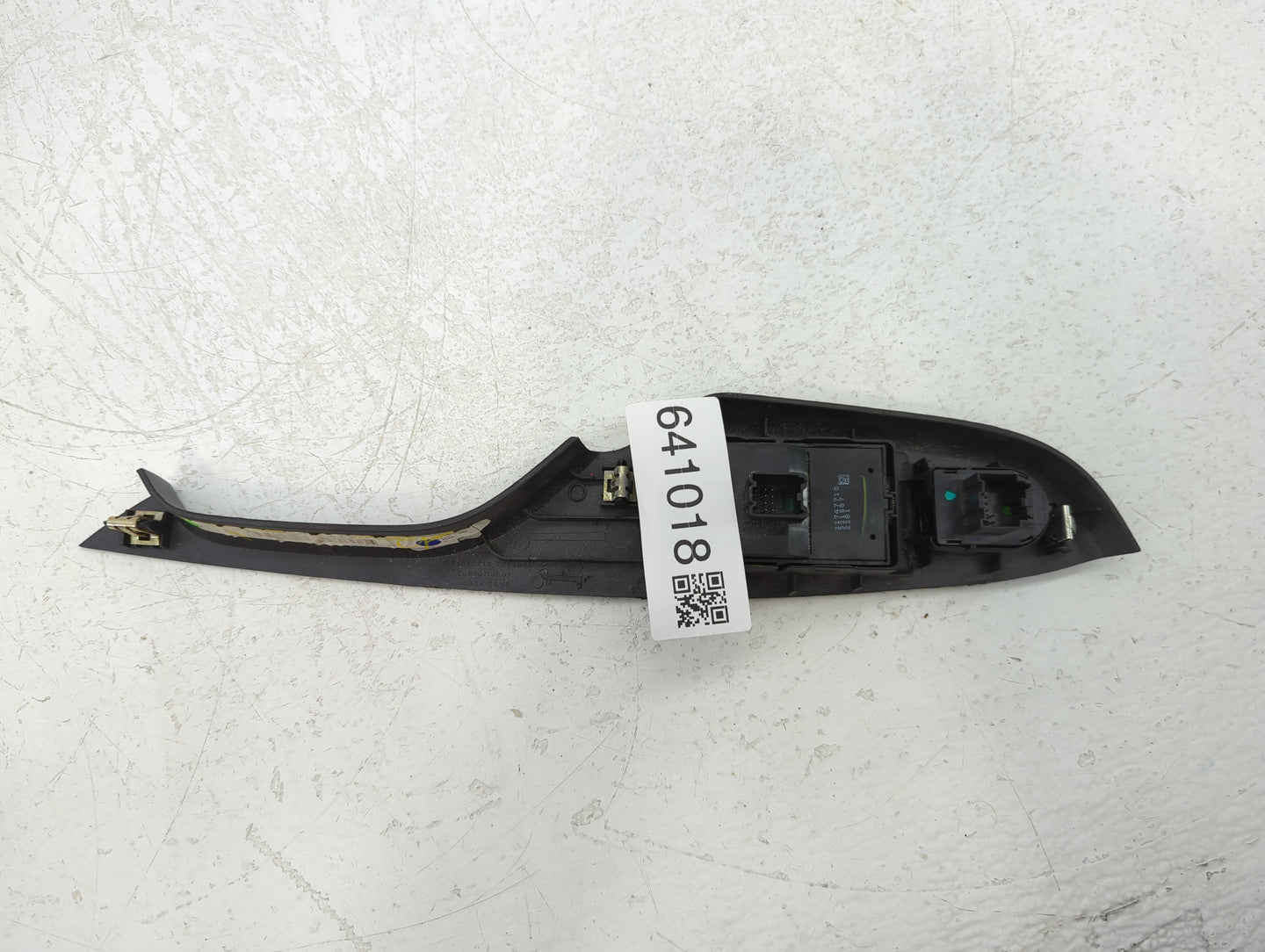 2013-2015 Cadillac Srx Master Power Window Switch Replacement Driver Side Left P/N:0375787 Fits Fits 2013 2014 2015 OEM Used