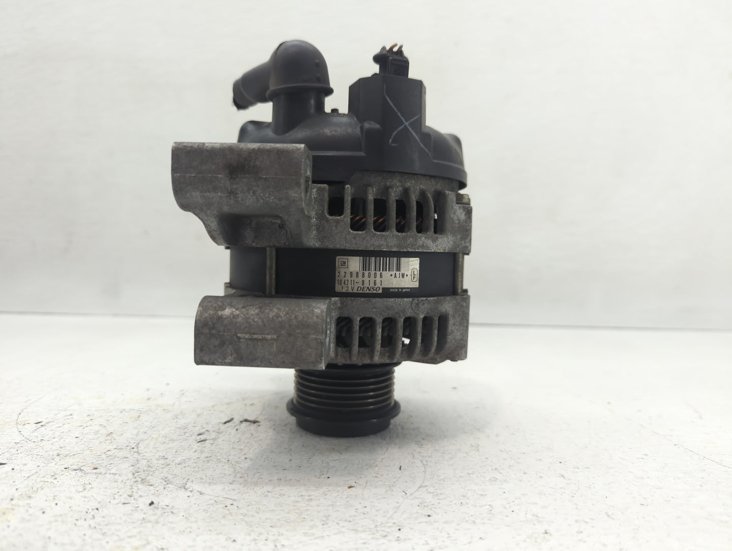 2013-2016 Cadillac Srx Alternator Replacement Generator Charging Assembly Engine OEM P/N:104211-8161 2298006 Fits OEM Used A