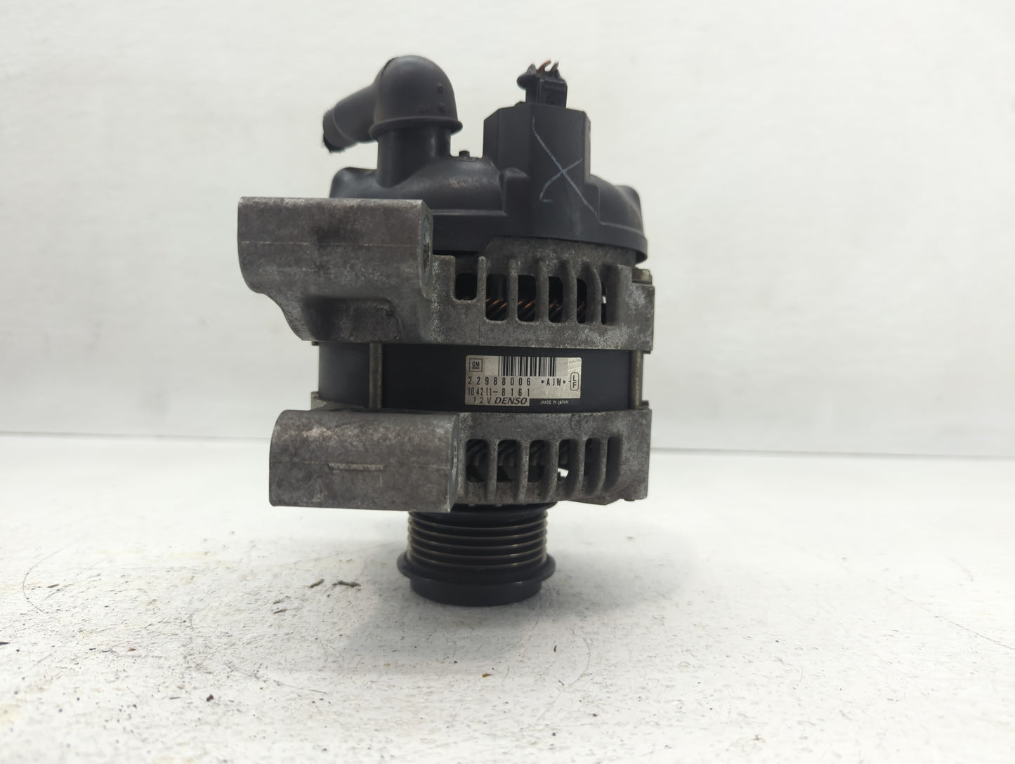 2013-2016 Cadillac Srx Alternator Replacement Generator Charging Assembly Engine OEM P/N:104211-8161 2298006 Fits OEM Used A