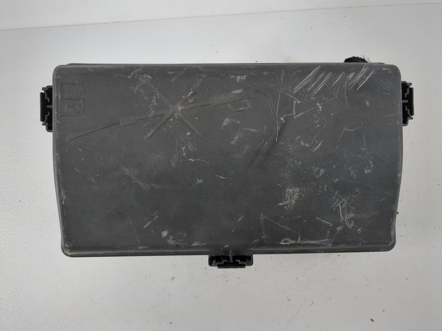 2013 Cadillac Xts Fusebox Fuse Box Panel Relay Module P/N:22873758 Fits OEM Used Auto Parts - Oemusedautoparts1.com