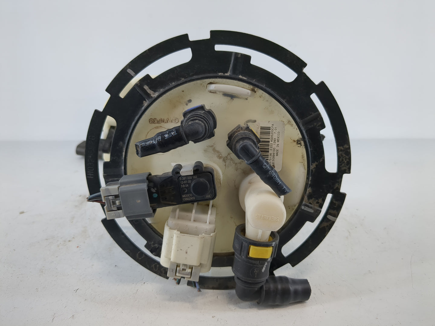 2013-2013 Cadillac Xts Electrical Gas Fuel Pump Assembly - Oemusedautoparts1.com