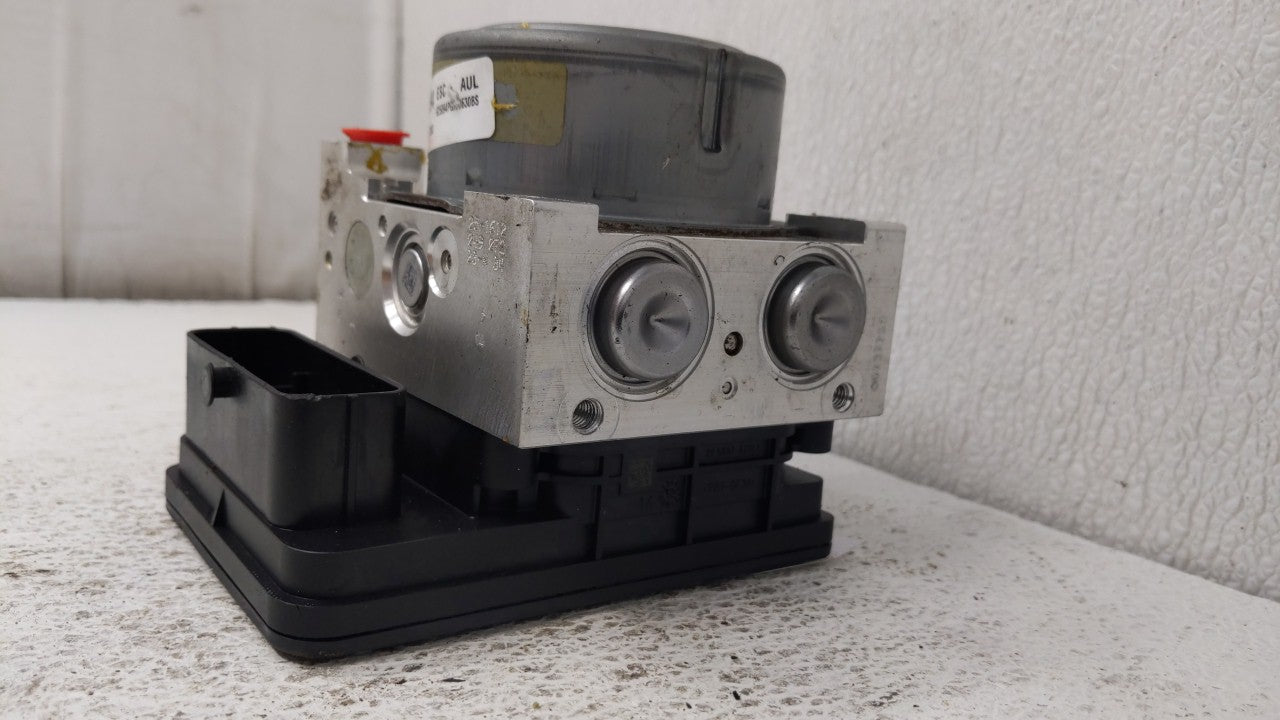 2013-2014 Cadillac Xts ABS Pump Control Module Replacement P/N:23105132 23105094 Fits Fits 2013 2014 OEM Used Auto Parts - O