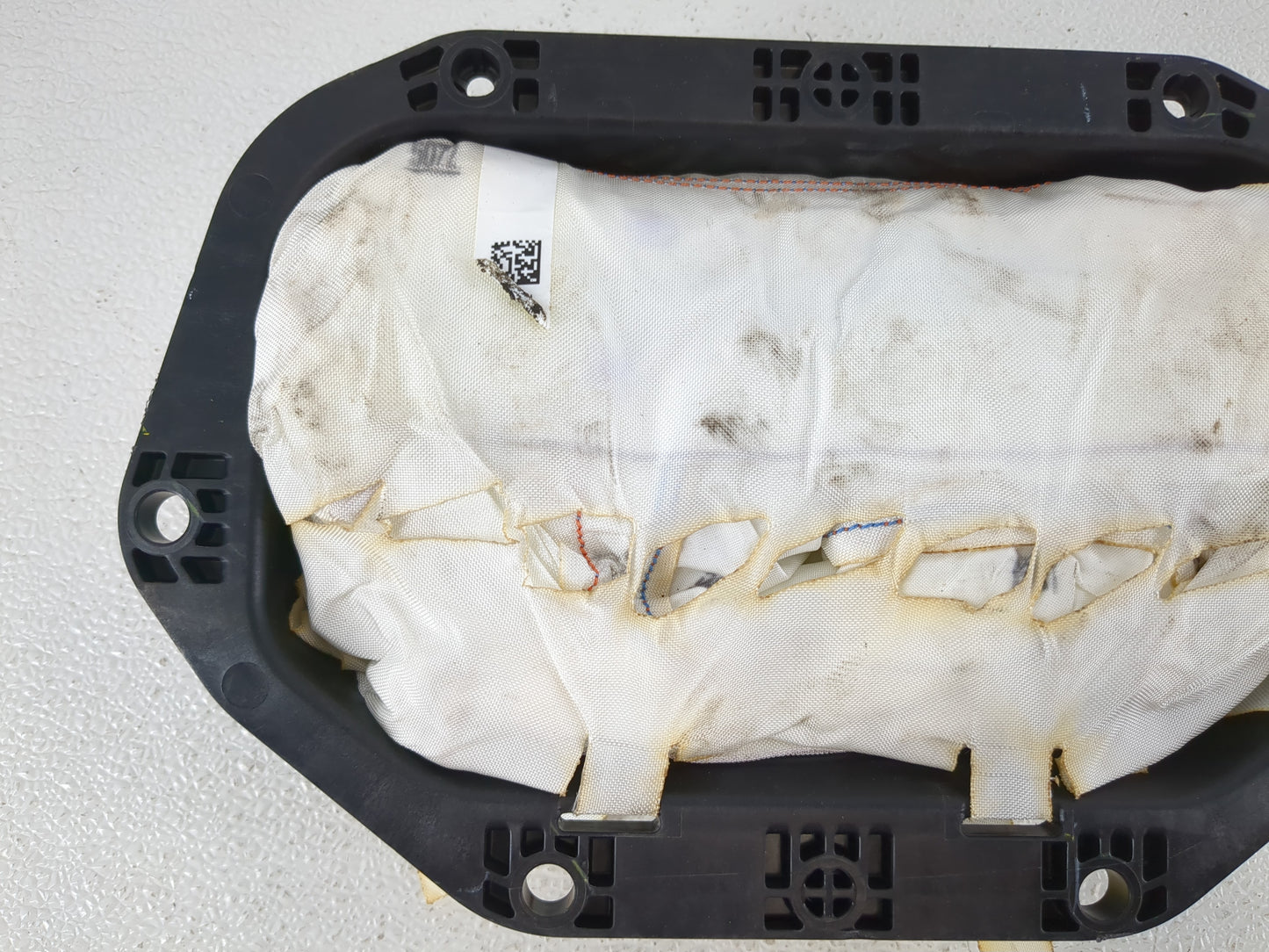2013-2019 Cadillac Xts Air Bag Passenger Right Dashboard OEM P/N:813016342 Fits Fits 2013 2014 2015 2016 2017 2018 2019 OEM 
