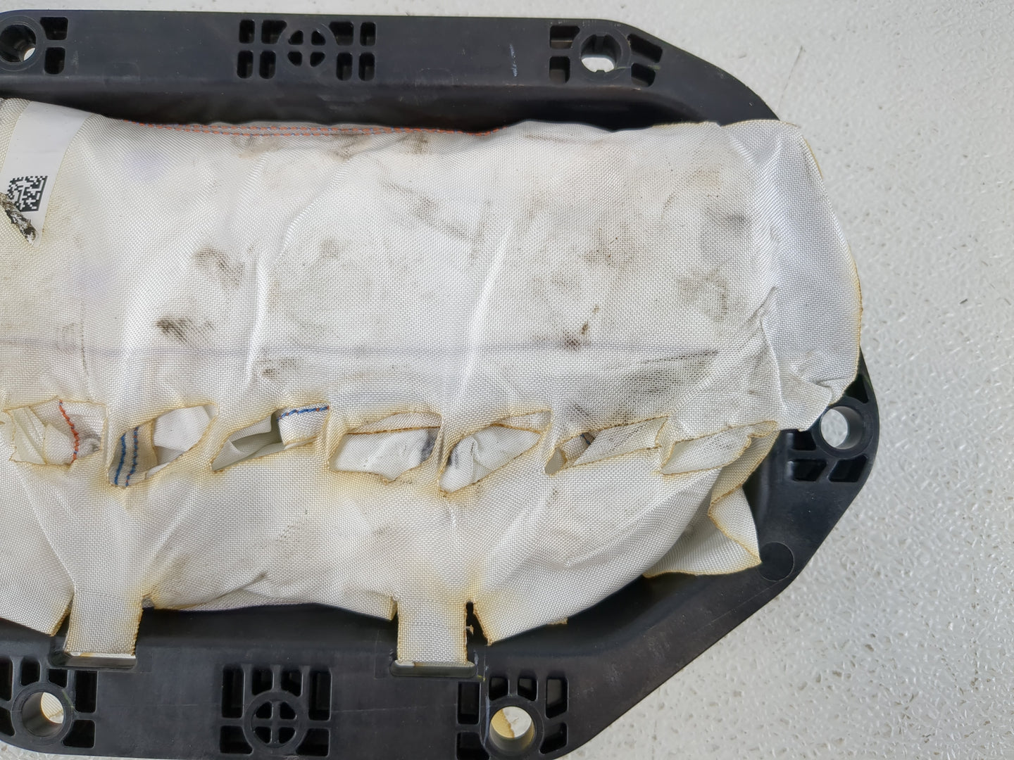 2013-2019 Cadillac Xts Air Bag Passenger Right Dashboard OEM P/N:813016342 Fits Fits 2013 2014 2015 2016 2017 2018 2019 OEM 