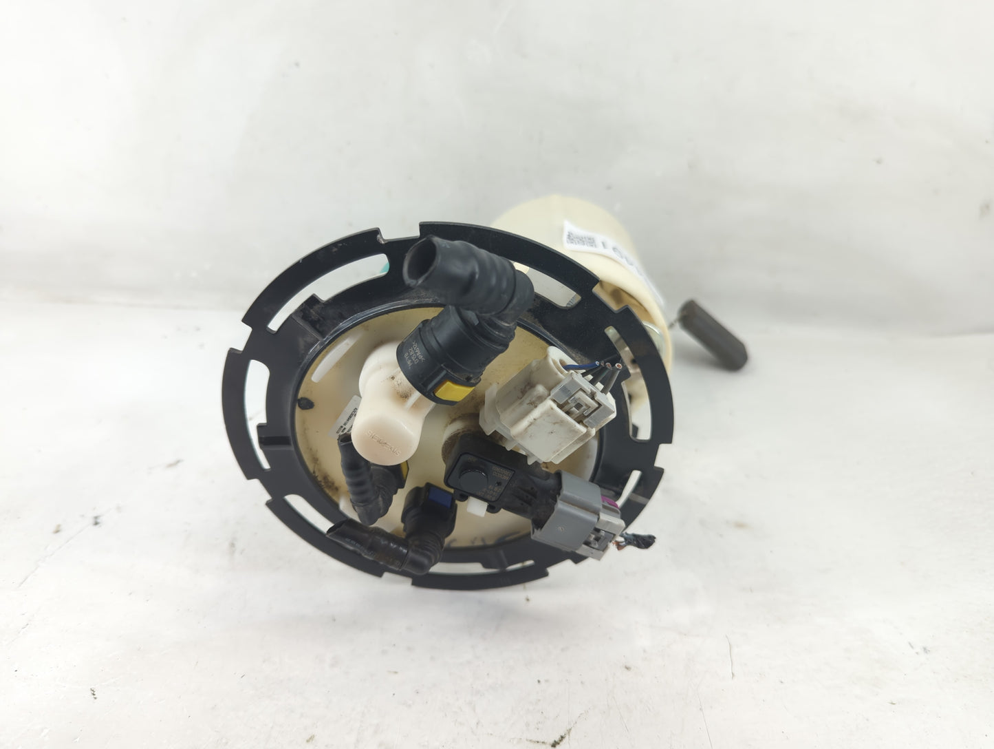 2013-2013 Cadillac Xts Electrical Gas Fuel Pump Assembly - Oemusedautoparts1.com