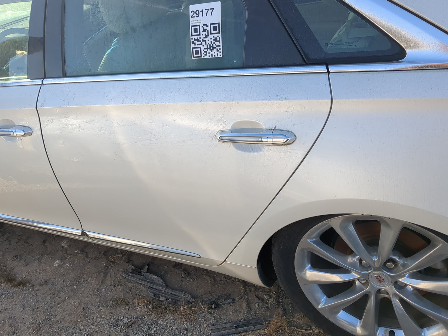 2013-2019 Cadillac Xts Driver Rear Door Oem - Oemusedautoparts1.com