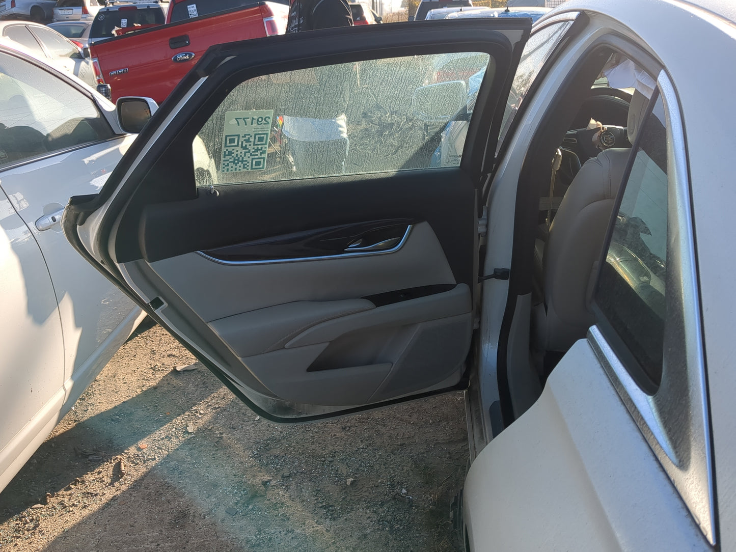 2013-2019 Cadillac Xts Driver Rear Door Oem - Oemusedautoparts1.com