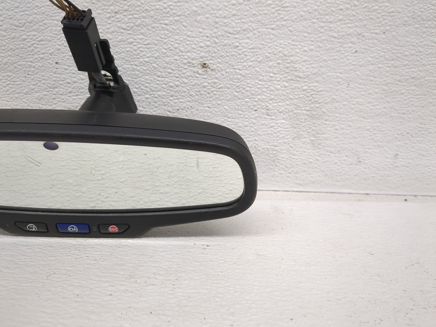 2013 Cadillac Xts Interior Rear View Mirror Replacement OEM P/N:E11026539 Fits OEM Used Auto Parts - Oemusedautoparts1.com