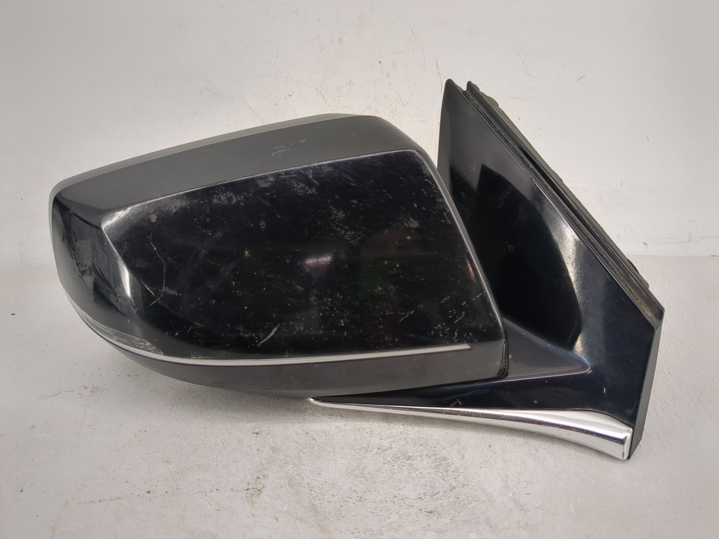 2013-2014 Cadillac Xts Passenger Side View Mirror - Right Door Mirror OEM Used - Oemusedautoparts1.com