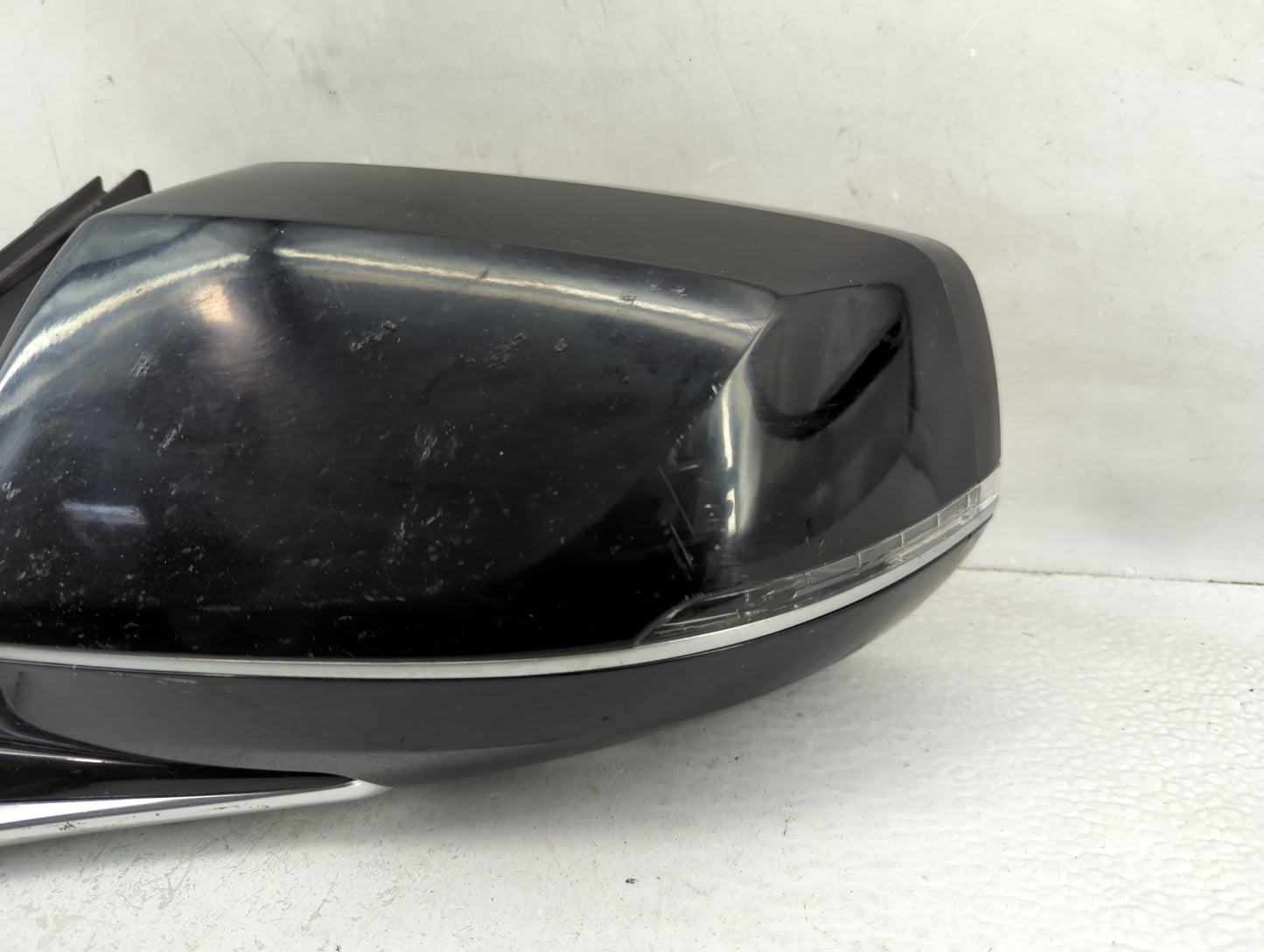 2013-2014 Cadillac Xts Driver Side View Mirror - Left Door Mirror OEM Used - Oemusedautoparts1.com