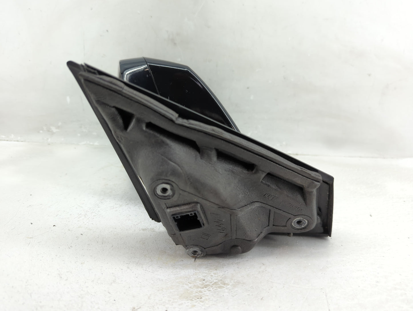 2013-2014 Cadillac Xts Driver Side View Mirror - Left Door Mirror OEM Used - Oemusedautoparts1.com