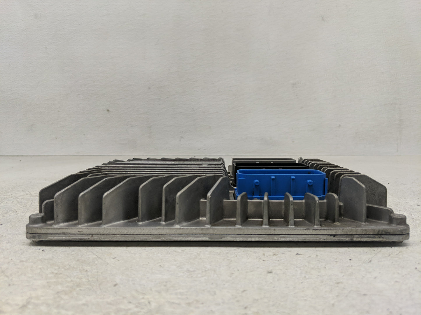 2013-2016 Cadillac Xts PCM Engine Control Computer ECU ECM PCU OEM P/N:12655007 Fits Fits 2013 2014 2015 2016 OEM Used Auto 