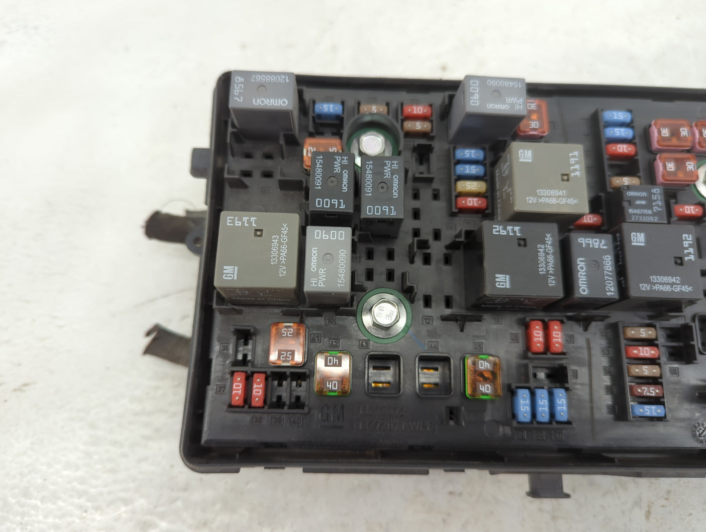 2013 Cadillac Xts Fusebox Fuse Box Panel Relay Module P/N:812461952 Fits OEM Used Auto Parts - Oemusedautoparts1.com