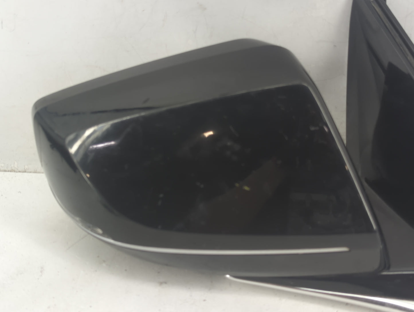 2013-2014 Cadillac Xts Passenger Side View Mirror - Right Door Mirror OEM Used - Oemusedautoparts1.com