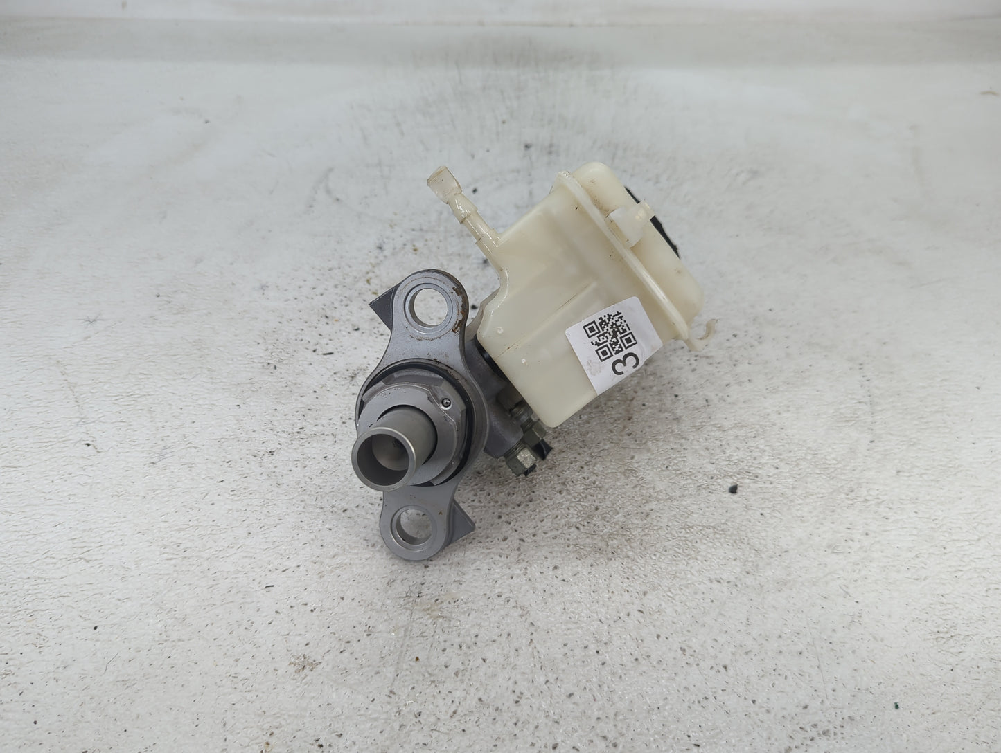 2013-2019 Cadillac Xts Brake Master Cylinder - Oemusedautoparts1.com