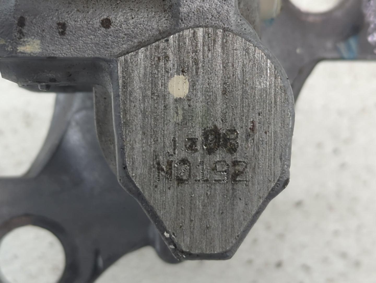 2013-2019 Cadillac Xts Brake Master Cylinder - Oemusedautoparts1.com